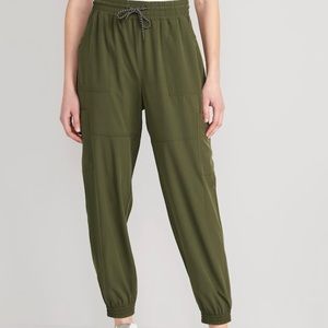 Old Navy Stretch Quick Dry 4-Way Stretch - XL